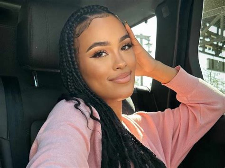 Is Miya Houston a Jehovah's Witness? (Celebrity Interview)