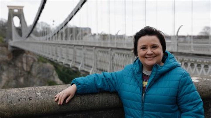 
Is Susan Calman Gay? Age, Height, Net Worth 
