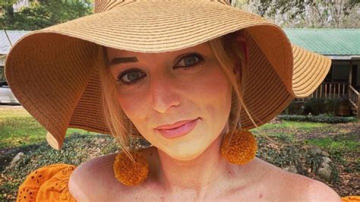 
Is TikTok Account “Mamatot” Linked To Ophelia Nichols? Everything We Know About 