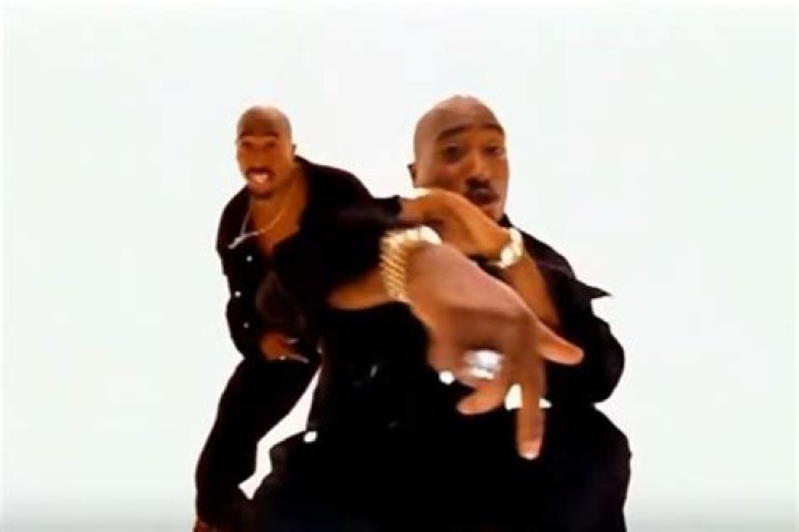 آیا توپاک بهترین خواننده رپ تمام دوران است؟