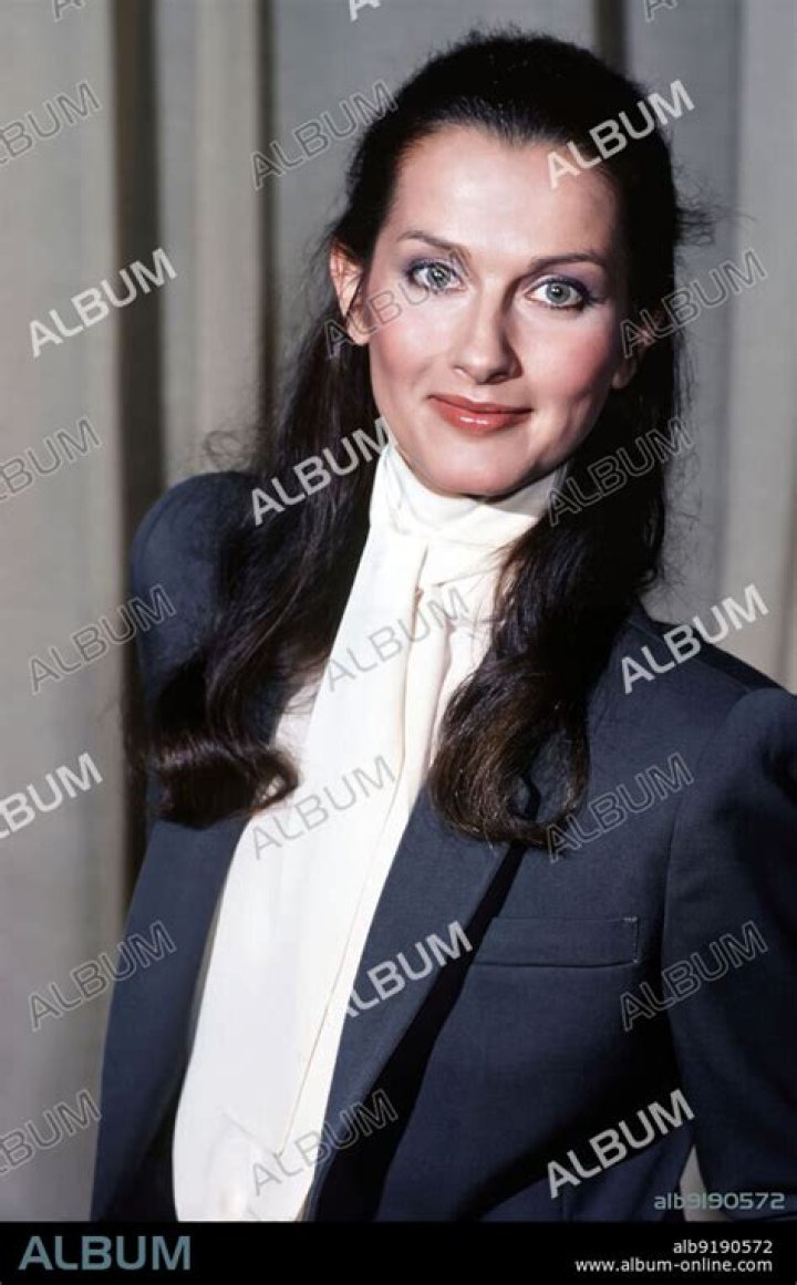 Is Veronica Hamel on Blue Bloods? – Celebrity.fm – #1 Official Stars, Business & People Network, Wiki, Success story, Biography & Quotes