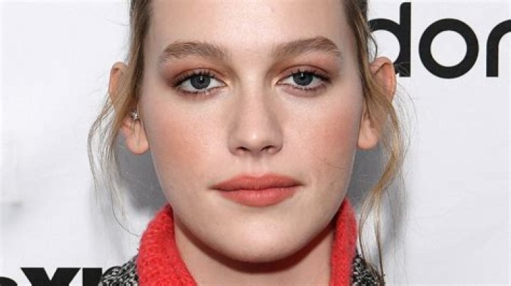 Is Victoria Pedretti a twin? – Celebrity.fm – #1 Official Stars, Business & People Network, Wiki, Success story, Biography & Quotes