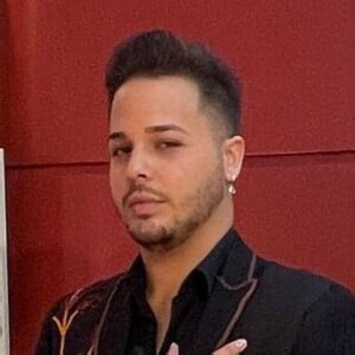 Isaac Cruz (Boxer) - Umur, Ulang Tahun, Bio, Fakta, Keluarga, Kekayaan Bersih, Tinggi Badan & Lainnya