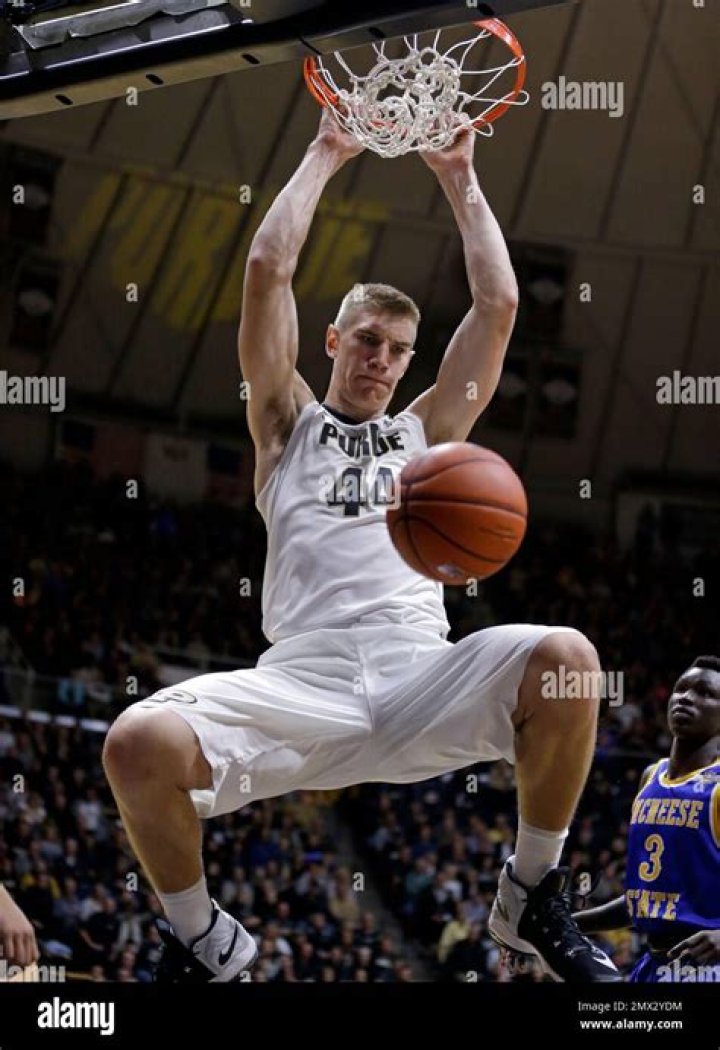 Isaac Haas Biography, Age, Height, Wife, Net Worth, Family