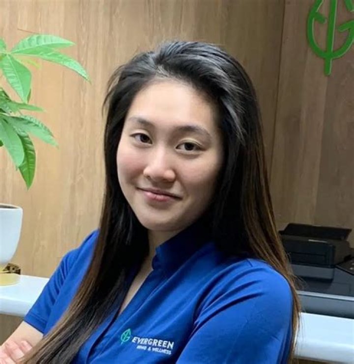 Isabelle Cheng Biography, Age, Height, Husband, Net Worth, Family