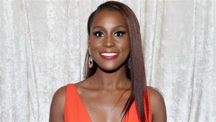 Issa Rae Height, Weight, Net Worth, Age, Birthday, Wikipedia, Who, Nationality, Biography