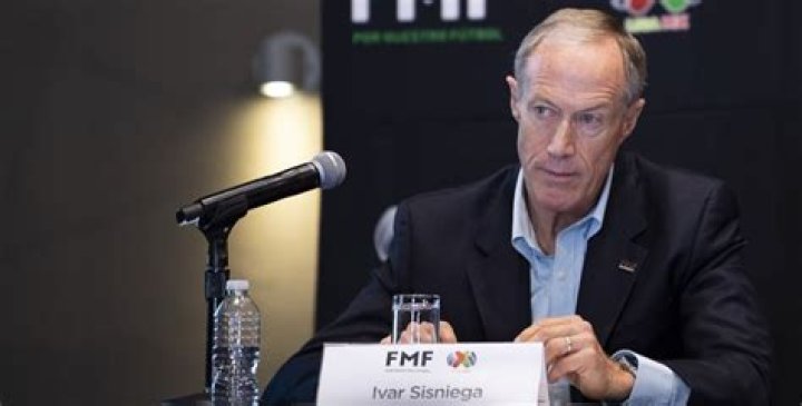 Ivar Sisniega Biography, Age, Height, Wife, Net Worth, Family