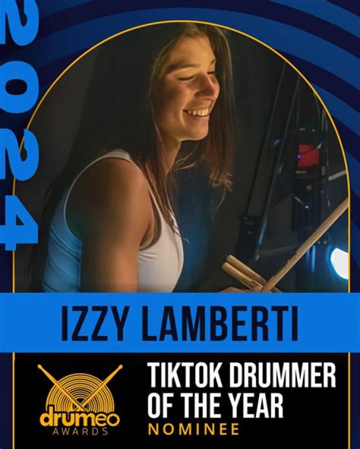 Izzy Lamberti (TikTok Star) - Age, Birthday, Bio, Facts, Family, Net Worth, Height & More