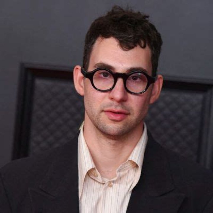 
Jack Antonoff Net Worth: How Rich Is He? Musical Genius 