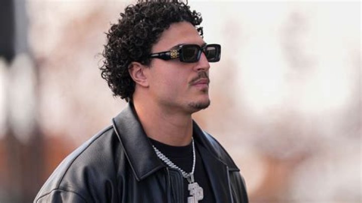 Jaelan Phillips Biography, Age, Height, Wife, Net Worth, Family