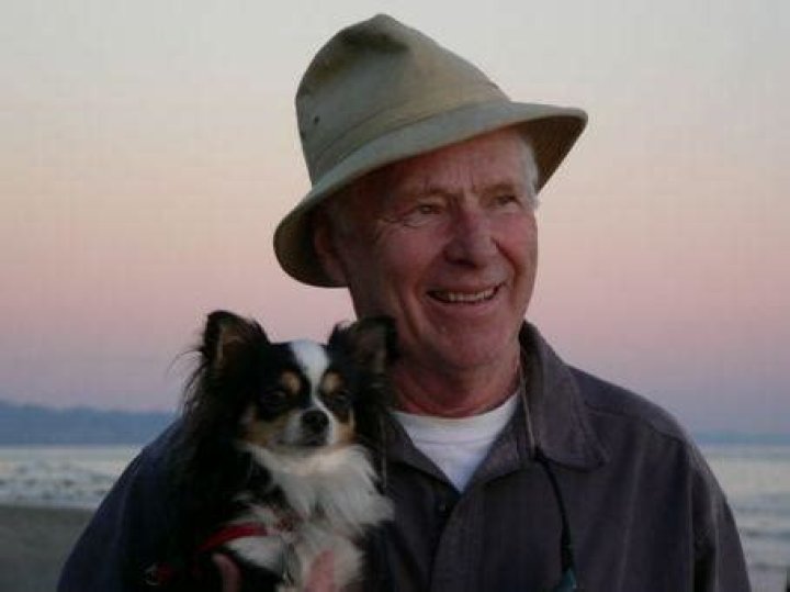 James A. Bottoms Biography, Age, Height, Wife, Net Worth, Family