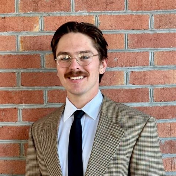 James Dunmore (Reality Star) - Age, Birthday, Bio, Facts, Family, Net Worth, Height & More