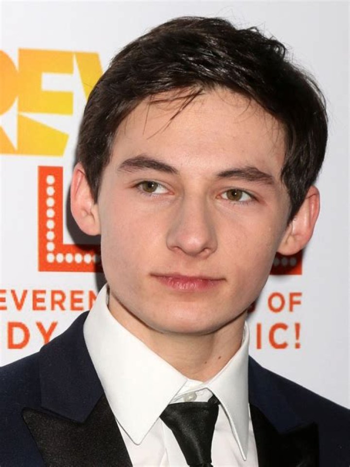 Jared S. Gilmore biografía, edad, altura, esposo, net worth, familia