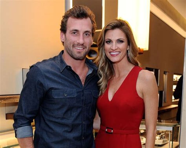 Jarret Stoll Biography, Age, Height, Wife, Net Worth, Family