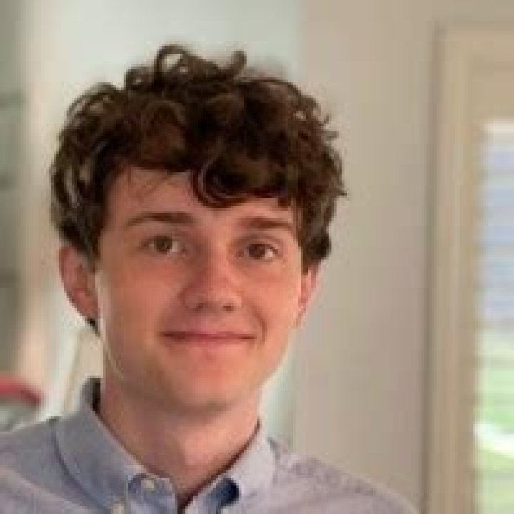 Jason Bolin (Stylist) - Age, Birthday, Bio, Facts, Family, Net Worth, Height & More