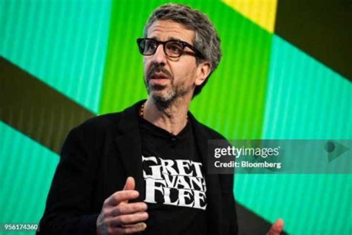 Jason Flom (Business Executive) - Age, Birthday, Bio, Facts, Family, Net Worth, Height & More