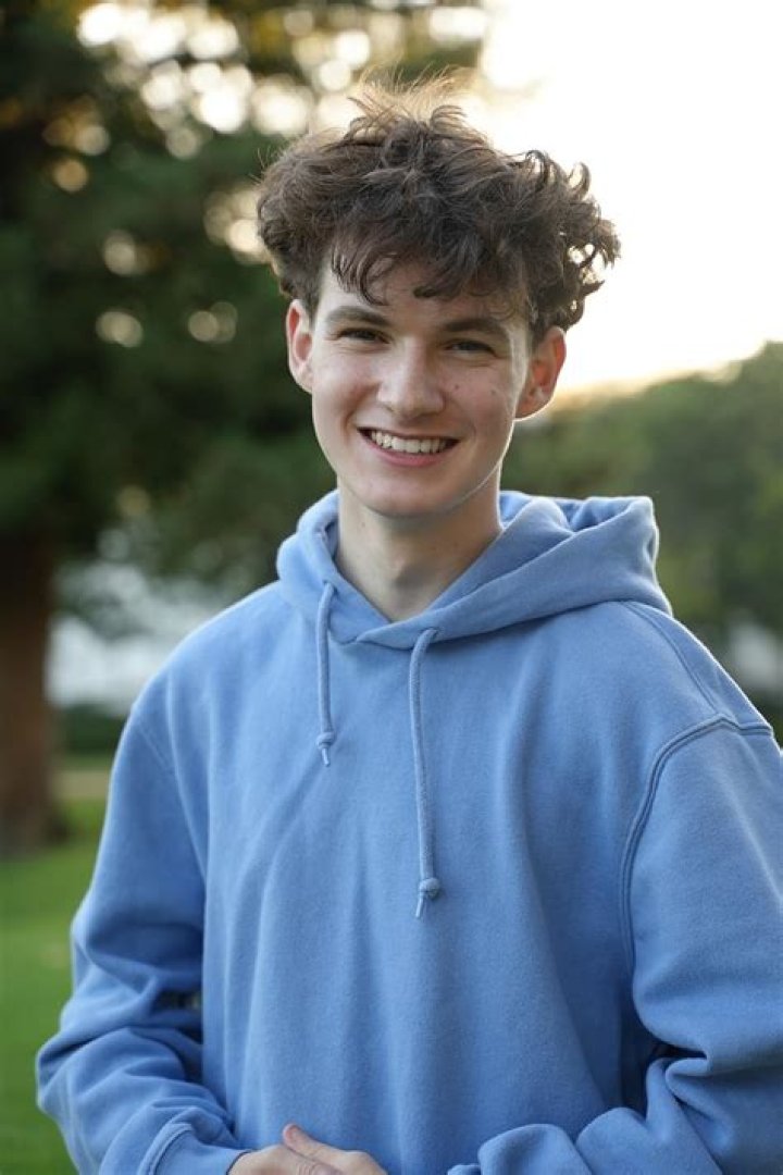 Jason Maybaum (TV Actor) - Age, Birthday, Bio, Facts, Family, Net Worth, Height & More