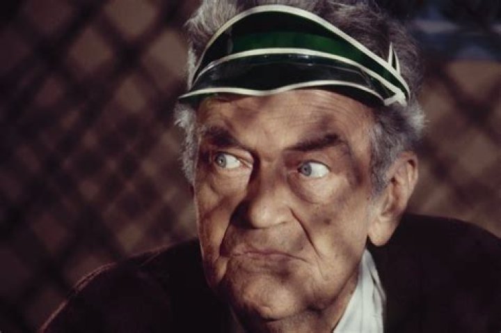 Jay C. Flippen Biography, Age, Height, Wife, Net Worth, Family