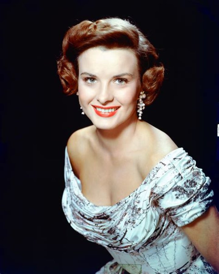 Jean Peters (Movie Actress) - Age, Birthday, Bio, Facts, Family, Net Worth, Height & More