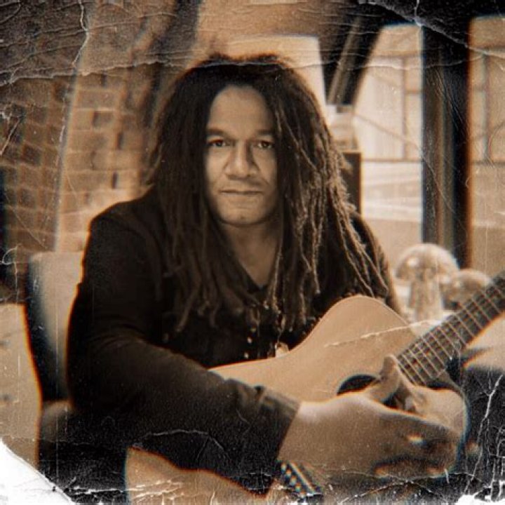 Jeffrey Gaines Biography, Age, Height, Wife, Net Worth, Family