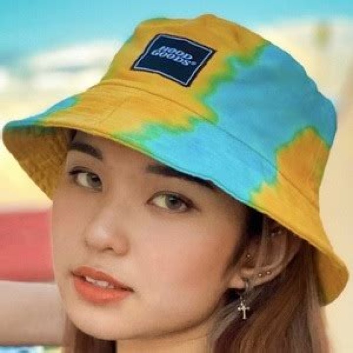 Jeila Dizon (TikTok Star) - Age, Birthday, Bio, Facts, Family, Net Worth, Height & More