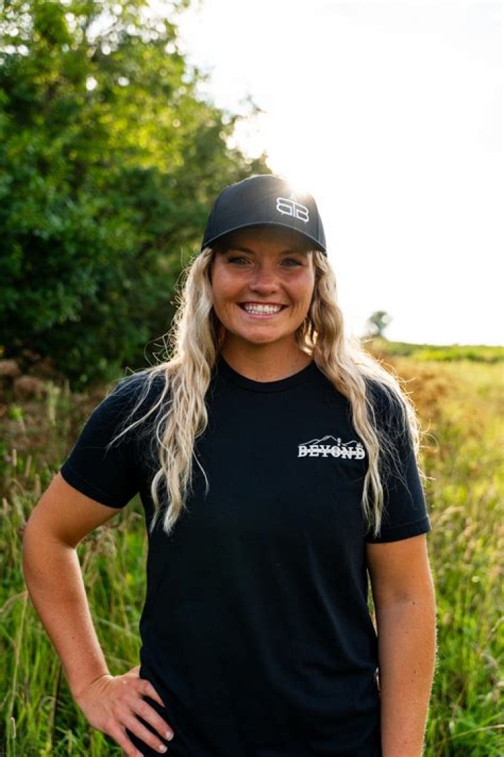 Jennifer Besser Biography, Age, Height, Husband, Net Worth, Family