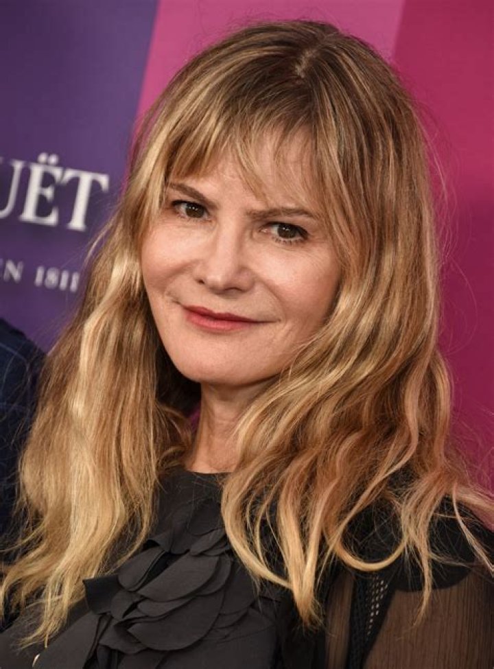Jennifer Jason Leigh Biography, Age, Height, Husband, Net Worth, Family