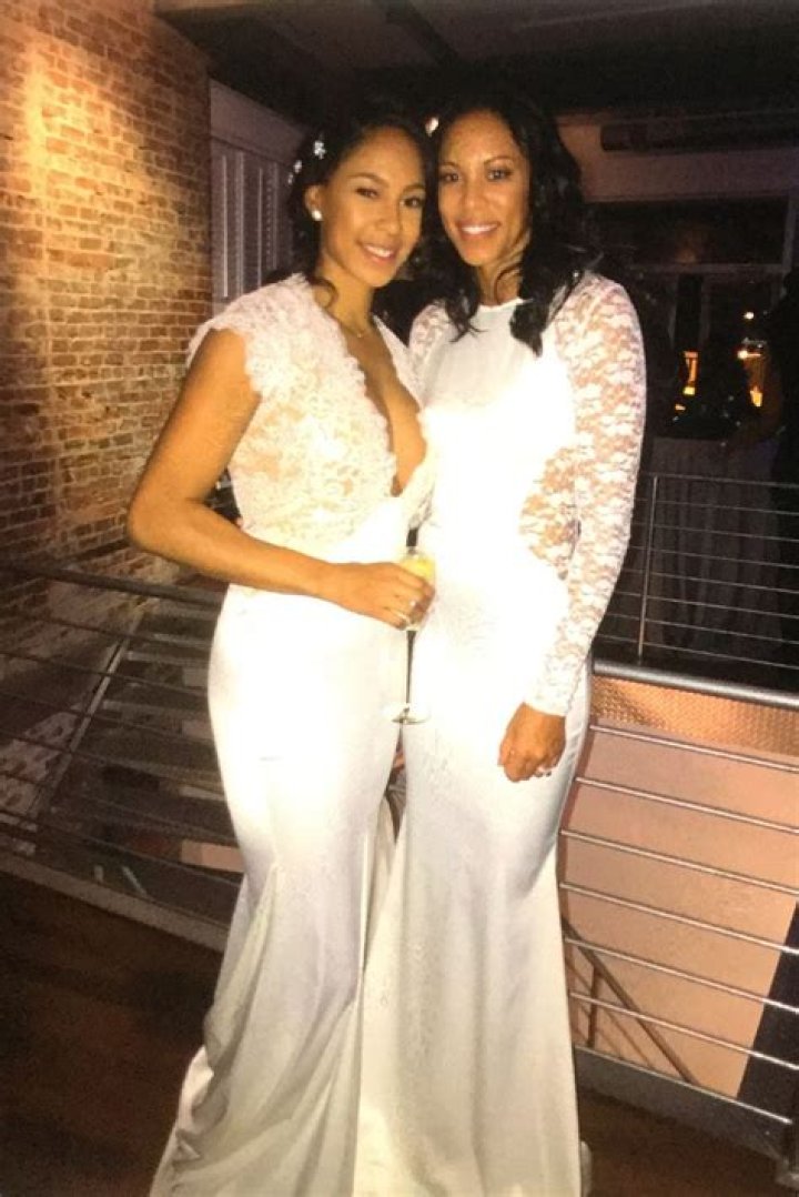 Jennifer Lacy Biography, Age, Height, Husband, Net Worth, Family