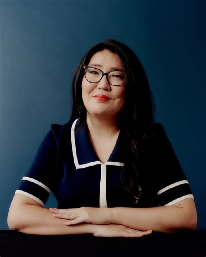 Jenny Han Biography, Age, Height, Husband, Net Worth, Family