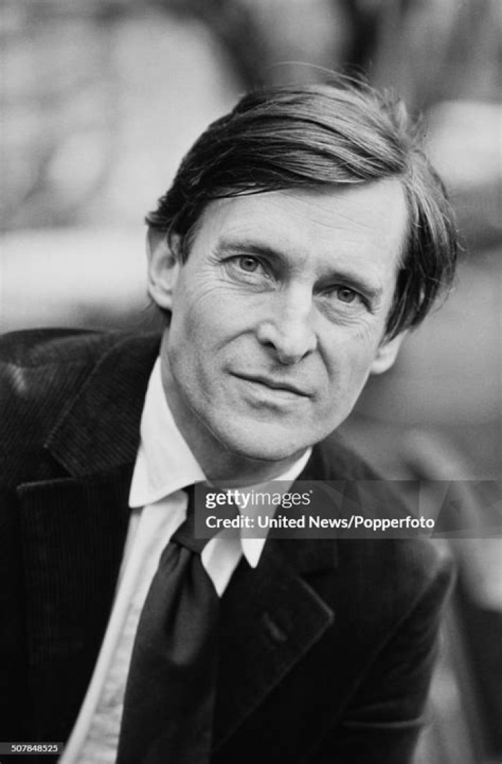 Jeremy Brett biografía, edad, altura, esposo, net worth, familia
