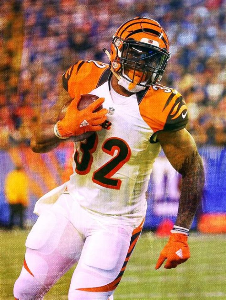 Jeremy Hill Biography, Age, Height, Wife, Net Worth, Family