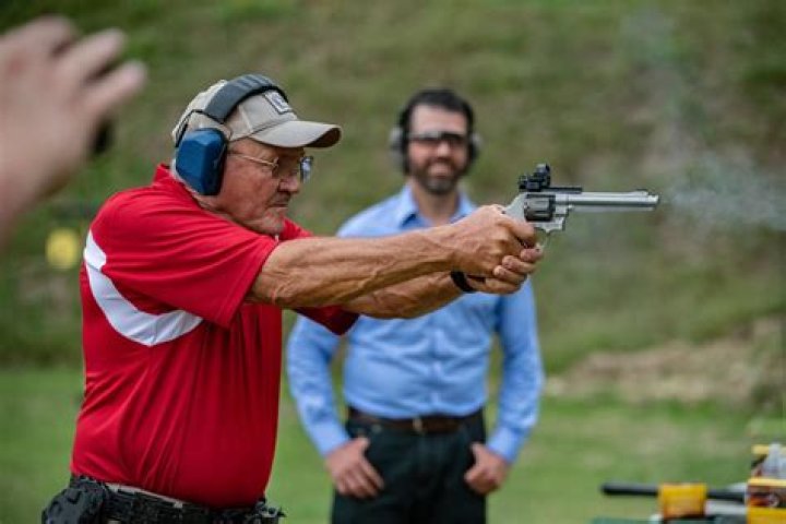 
Jerry Miculek Height, Weight, Net Worth, Age, Birthday, Wikipedia, Who, Nationality, Biography 