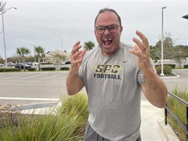 Jerry Sags (Wrestler) - Age, Birthday, Bio, Facts, Family, Net Worth, Height & More