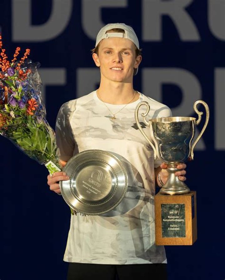 
Jesper De Jong Height, Weight, Net Worth, Age, Birthday, Wikipedia, Who, Nationality, Biography 