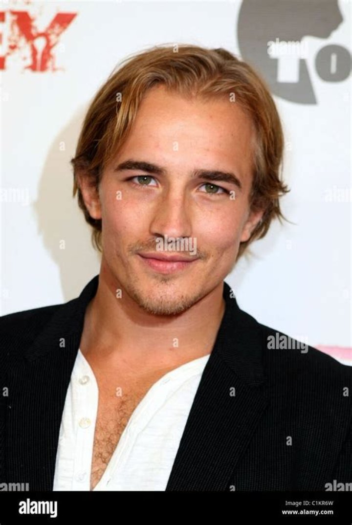 Jesse Johnson (Guitarist) - Age, Birthday, Bio, Facts, Family, Net Worth, Height & More