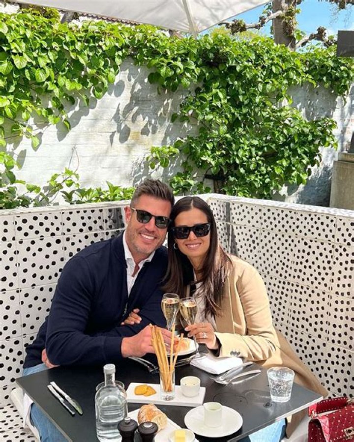 
Jesse Palmer Wife Emely Fardo Age And Wedding Details 