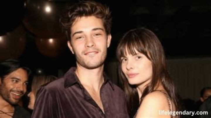 
Jessiann Gravel Beland Height, Weight, Net Worth, Age, Birthday, Wikipedia, Who, Nationality, Biography 