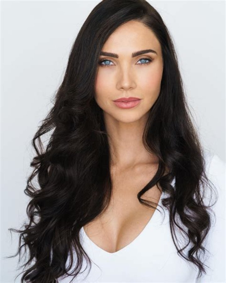 Jessica Green (TV Actress) - Age, Birthday, Bio, Facts, Family, Net Worth, Height & More