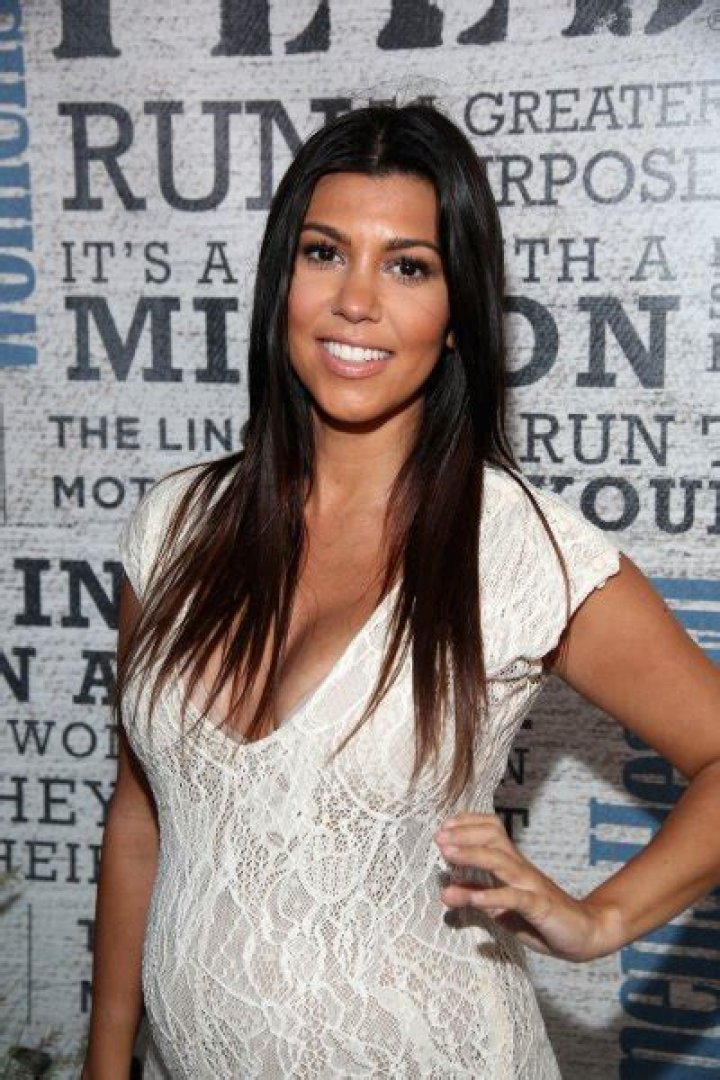 Jessica Simpson, Kourtney Kardashian & 8 Other Stars With Bad Hygiene