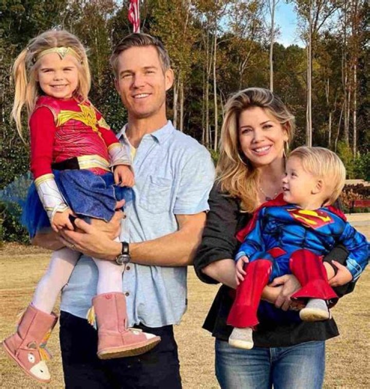 Jilon Vanover (TV Actor) - Age, Birthday, Bio, Facts, Family, Net Worth, Height & More