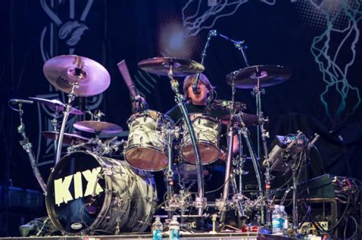 Jimmy Chalfant (Drummer) - Age, Birthday, Bio, Facts, Family, Net Worth, Height & More