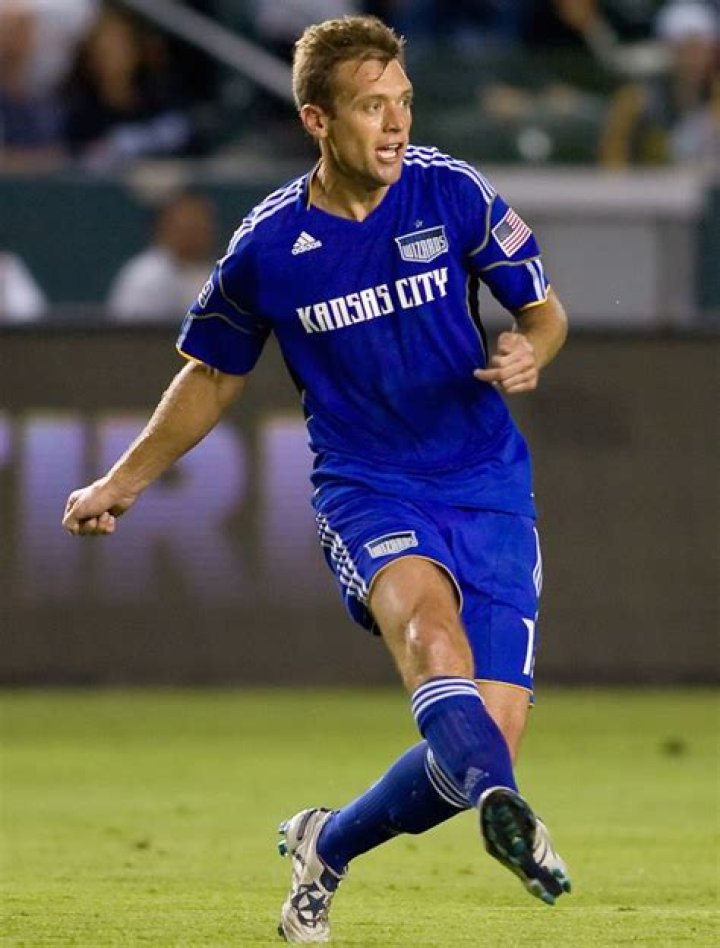 Jimmy Conrad (Soccer Player) - Age, Birthday, Bio, Facts, Family, Net Worth, Height & More