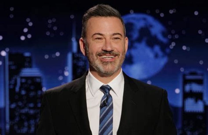 Jimmy Kimmel (TV Show Host) - Age, Birthday, Bio, Facts, Family, Net Worth, Height & More