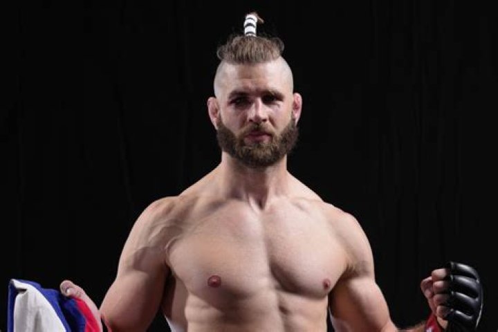 Jirí Procházka Biography, Age, Height, Wife, Net Worth, Family