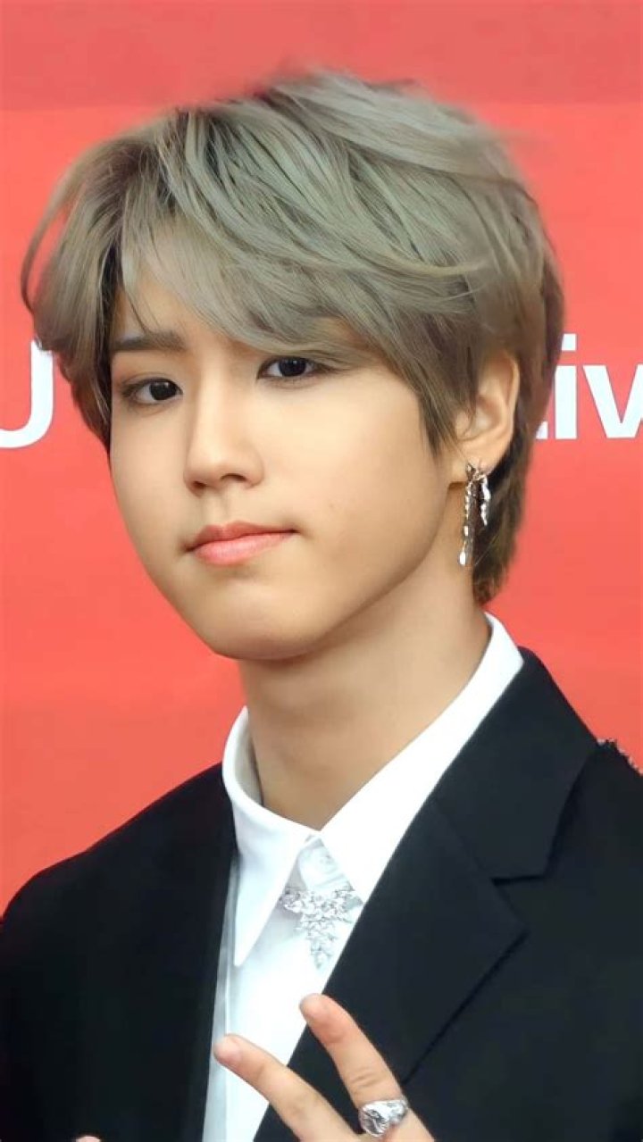 Jisung (Rapper) - Age, Birthday, Bio, Facts, Family, Net Worth, Height & More