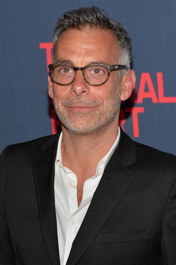 Joe Mantello (Stage Actor) - Age, Birthday, Bio, Facts, Family, Net Worth, Height & More