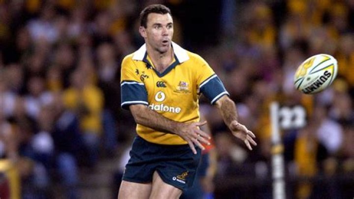 Joe Roff (Rugby Player) - Age, Birthday, Bio, Facts, Family, Net Worth, Height & More