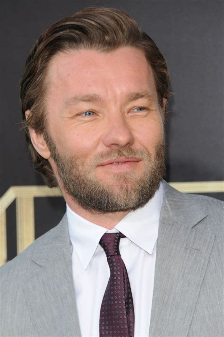 How tall is Joel Edgerton