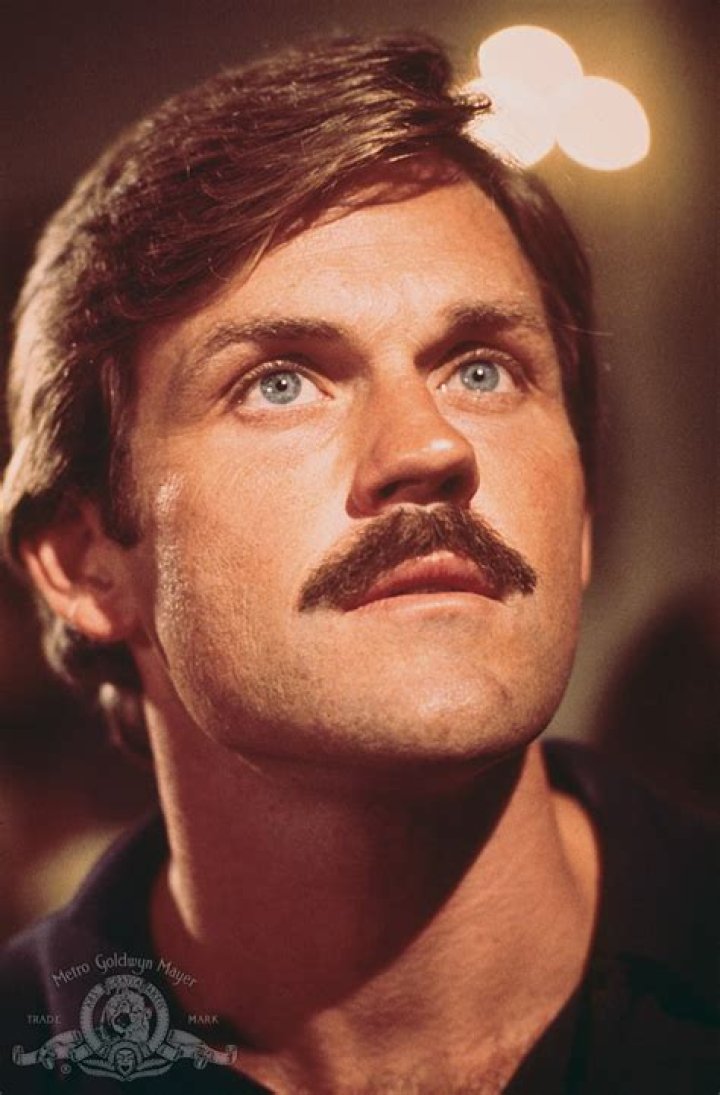 John Beck Biography, Age, Height, Wife, Net Worth, Family