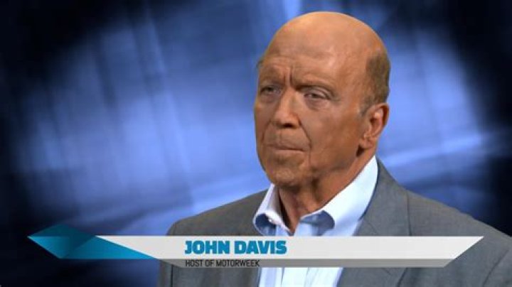 John Davis (Film Producer) - Age, Birthday, Bio, Facts, Family, Net Worth, Height & More